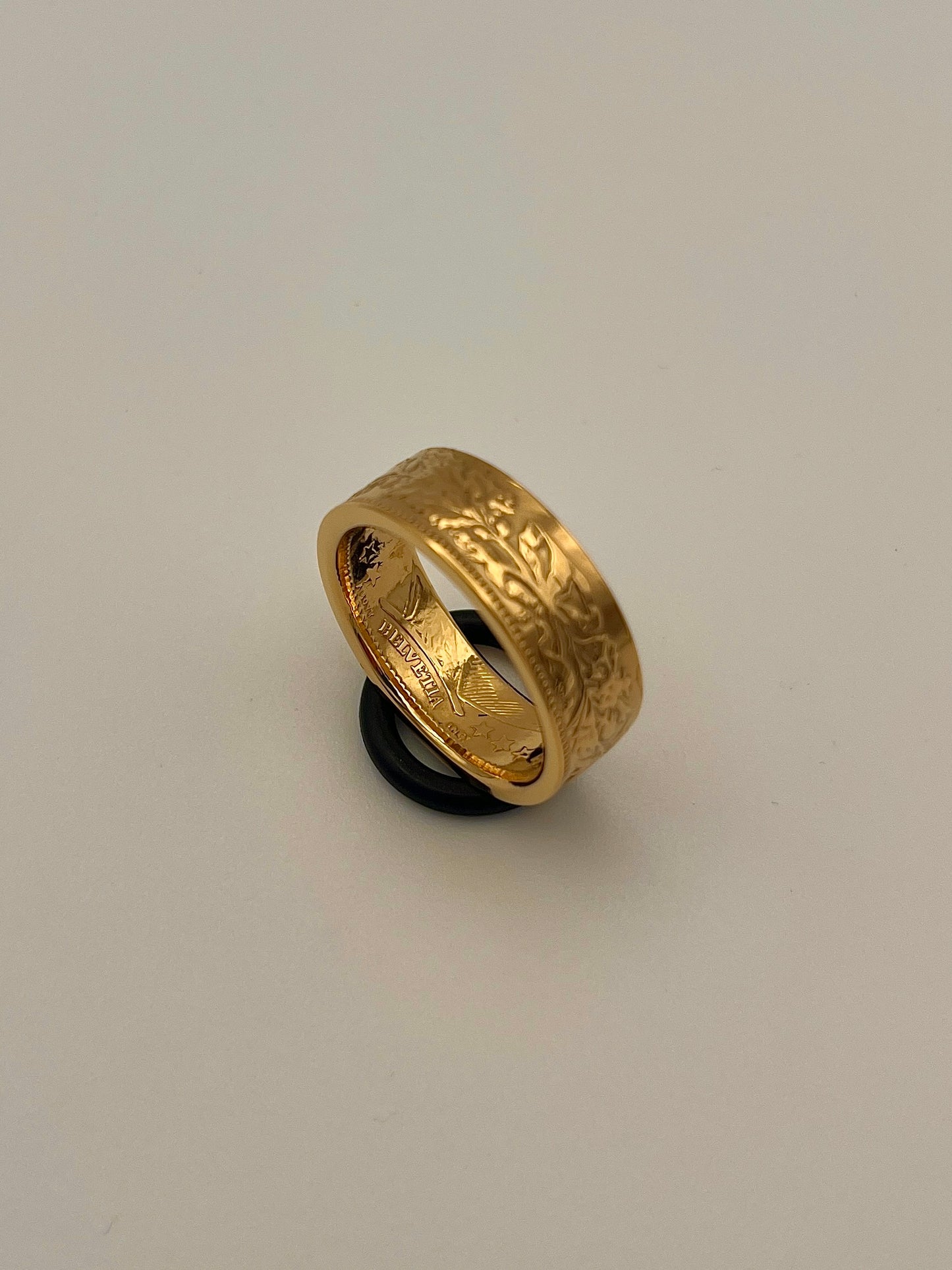 Helvetia Gold